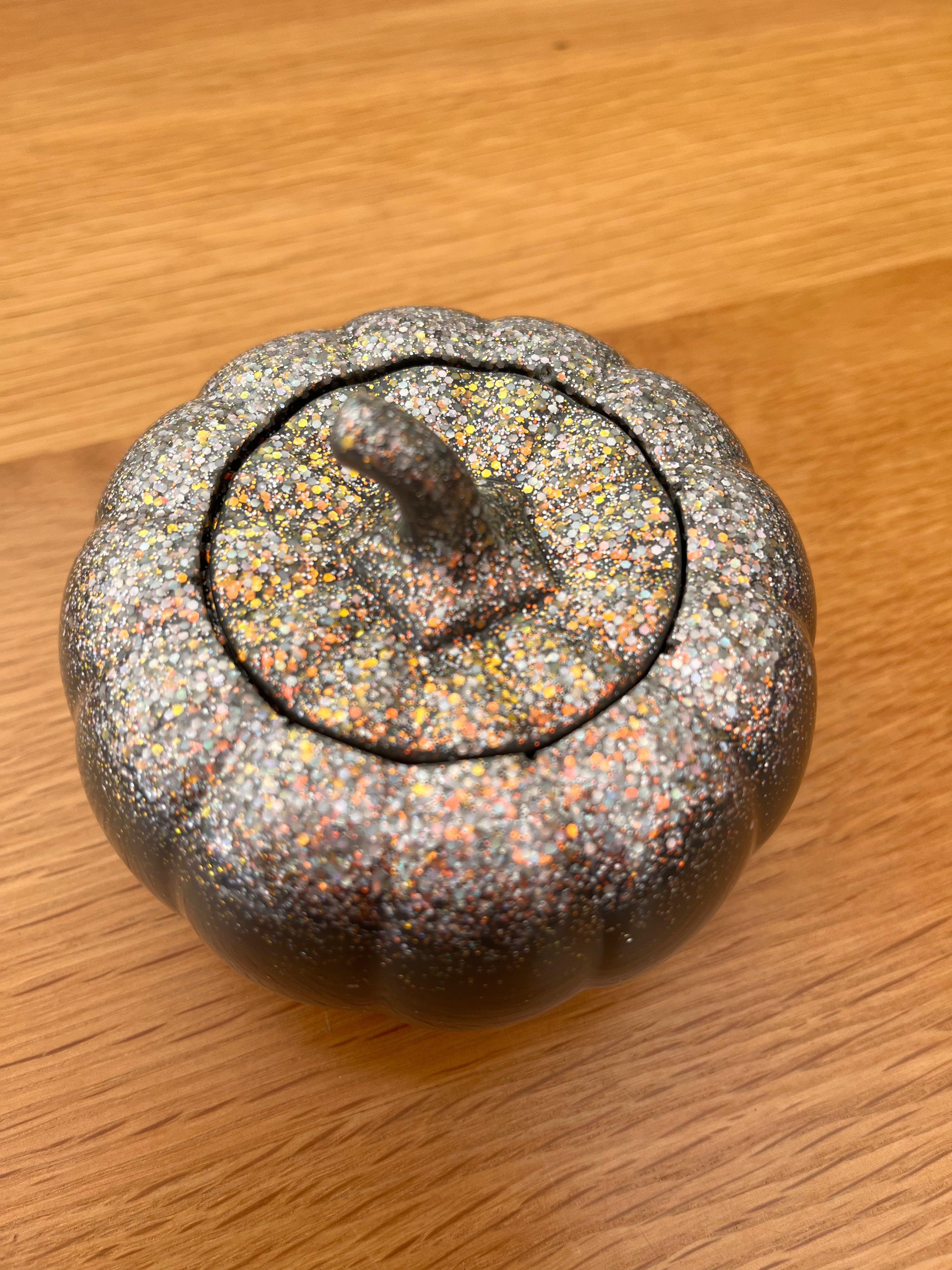 Resin Pumpkin - Grey & Glittery