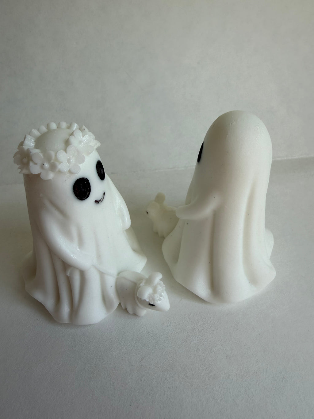 Resin Ghosts -White