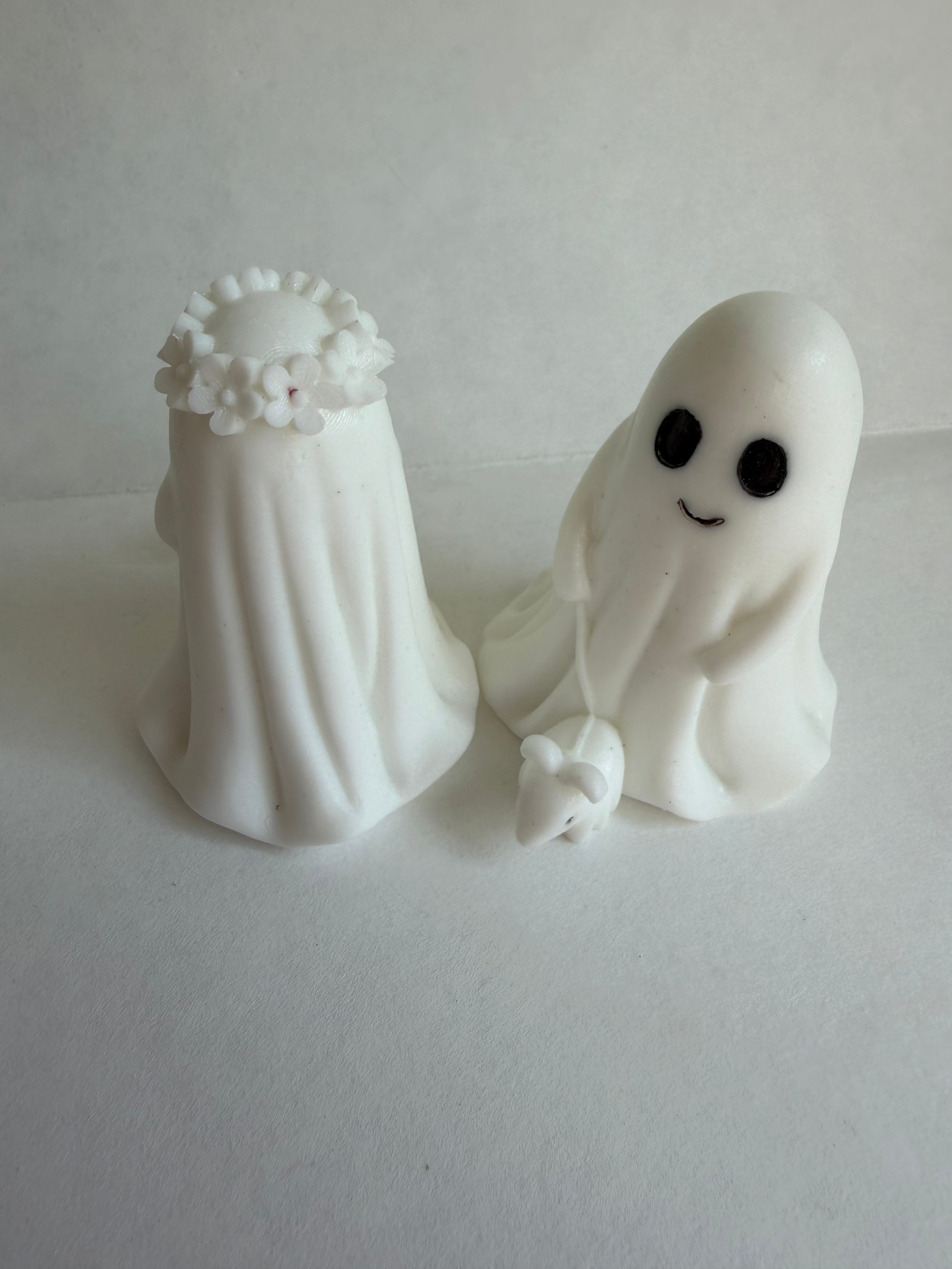 Resin Ghosts -White