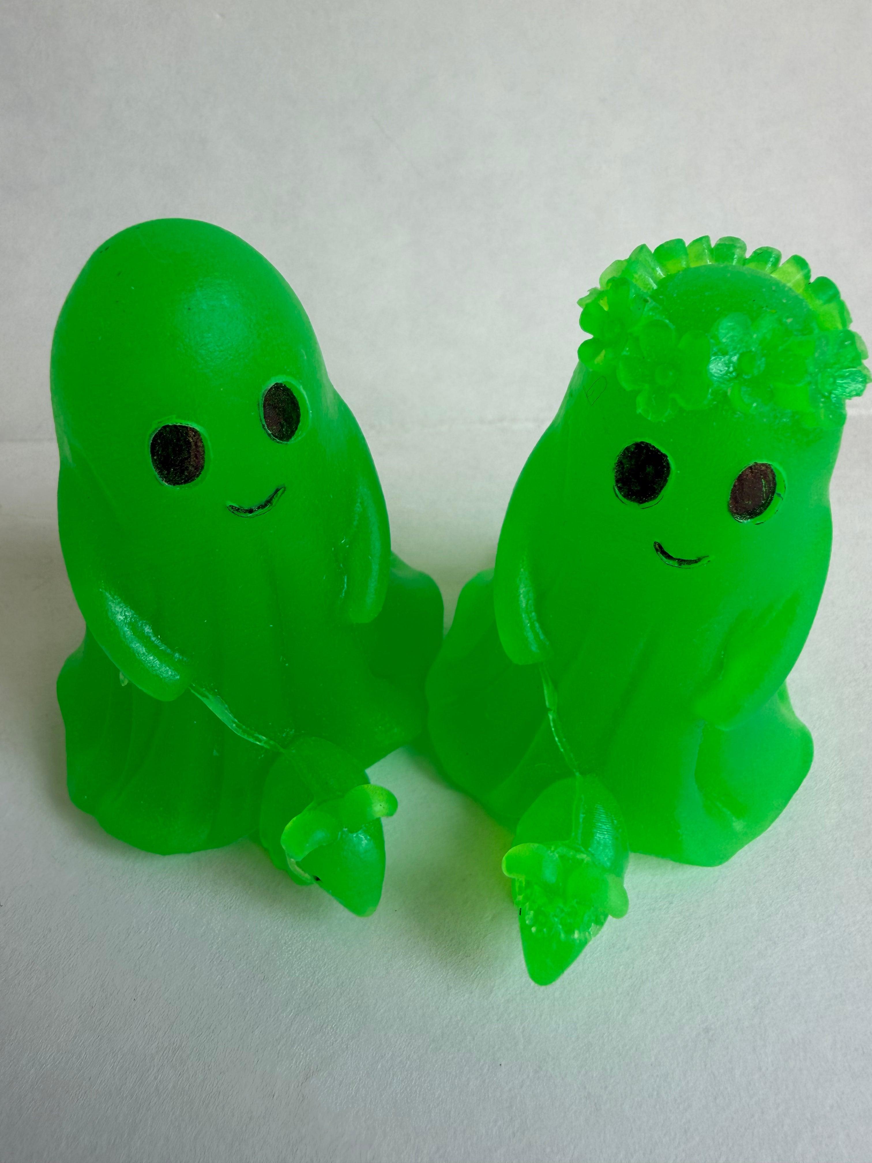 Resin Ghosts - Green (Glow in the Dark)
