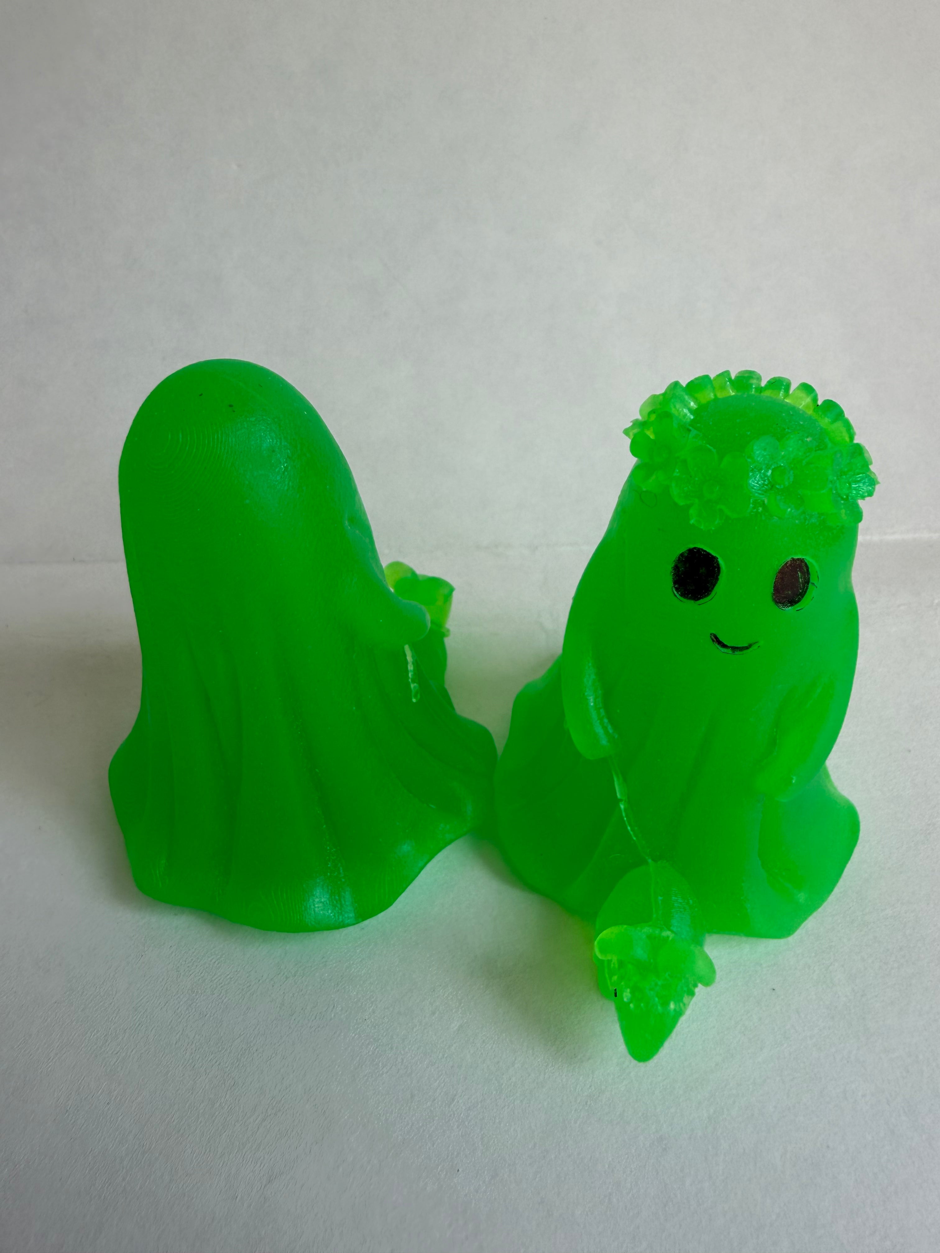 Resin Ghosts - Green (Glow in the Dark)