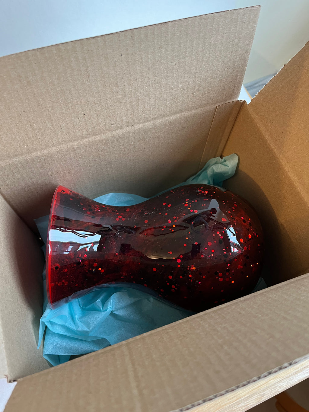 Resin Decorated Vase - Red and Black Coated Vase With Glitter
