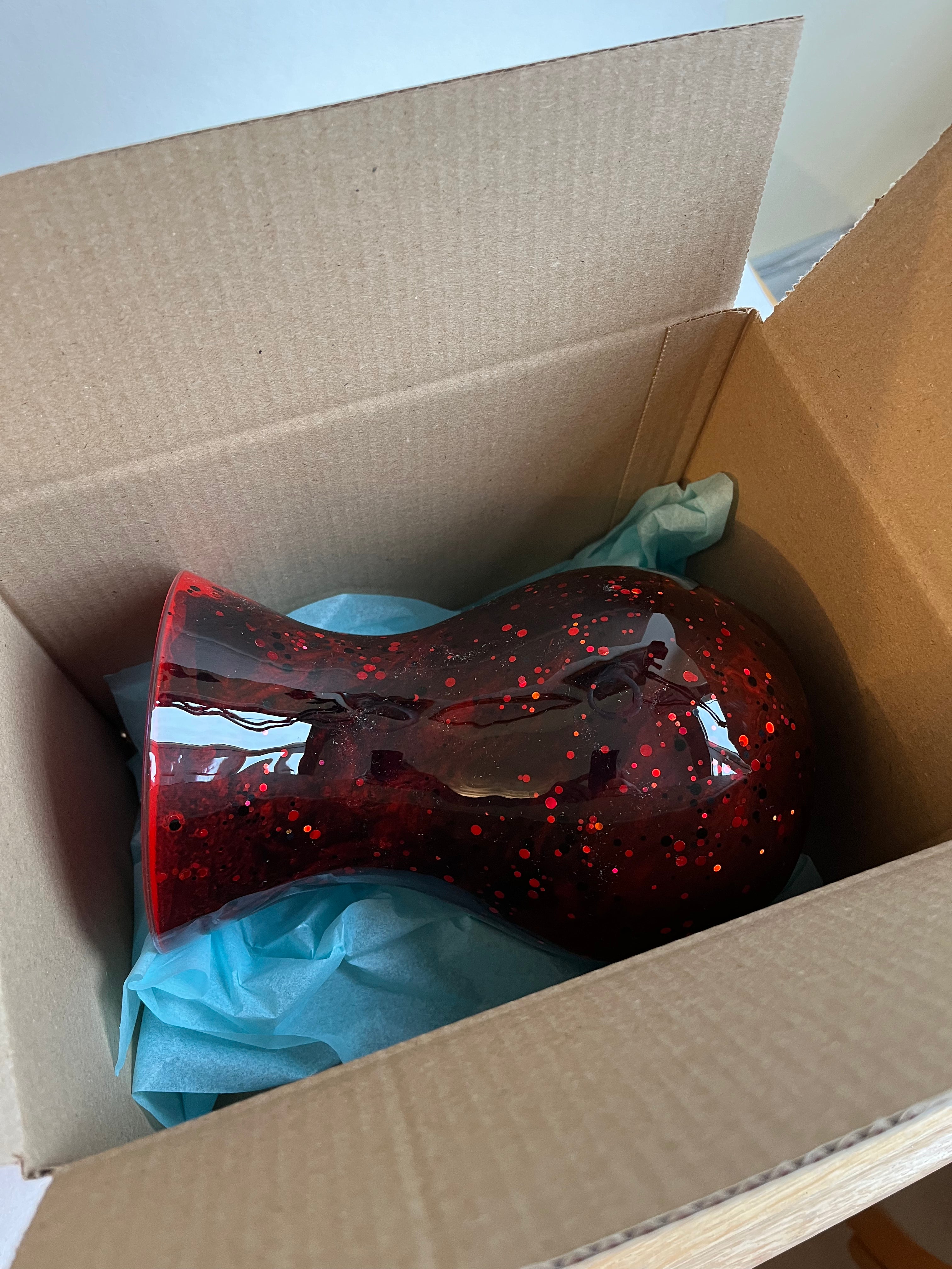 Resin Decorated Vase - Red and Black Coated Vase With Glitter