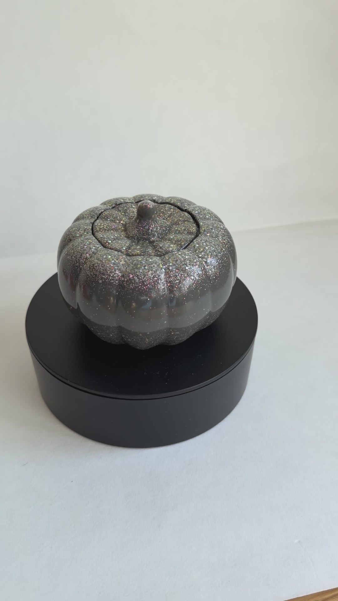Resin Pumpkin - Grey & Glittery