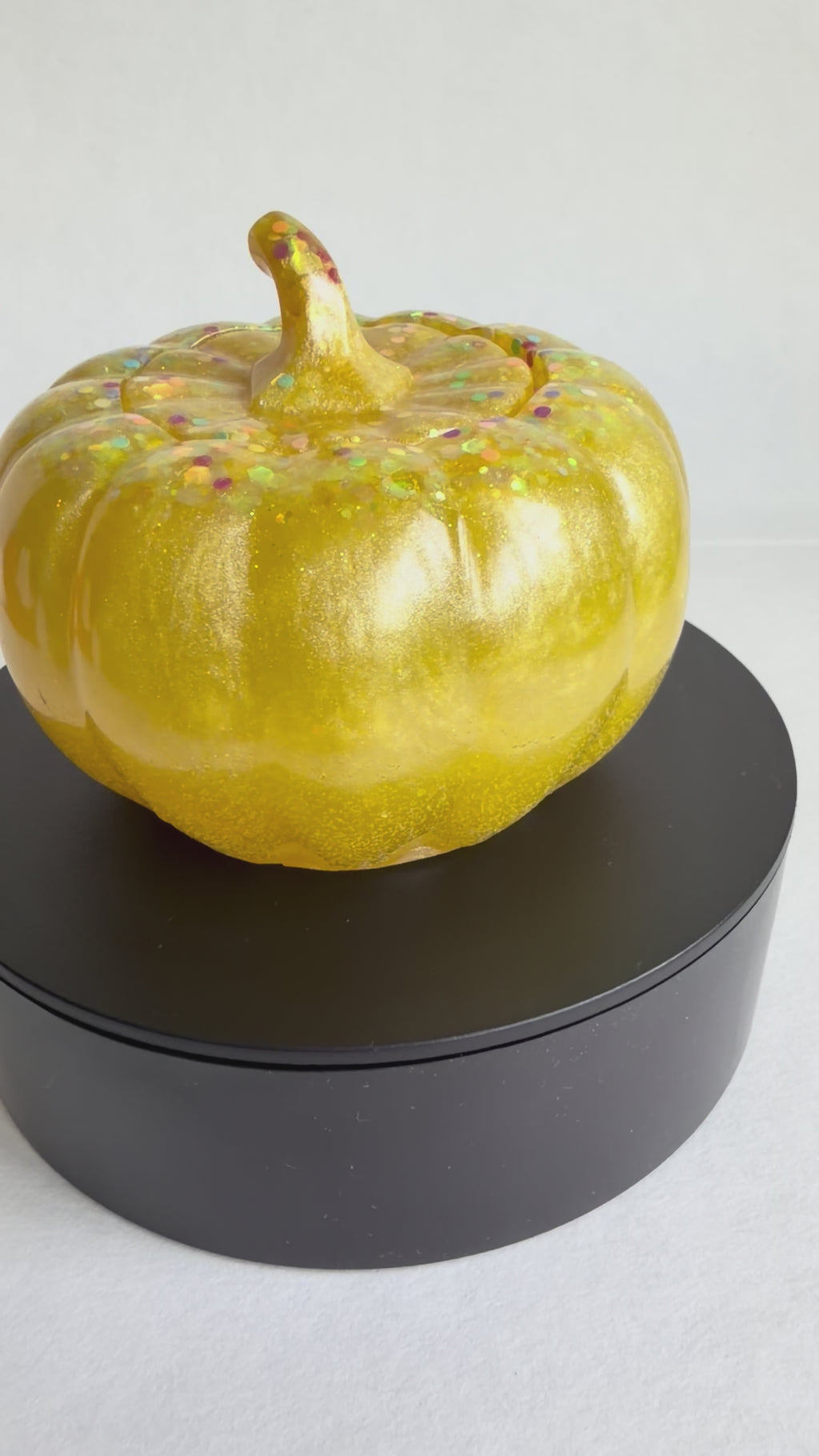 Resin Pumpkin Pot - Yellow & Glittery